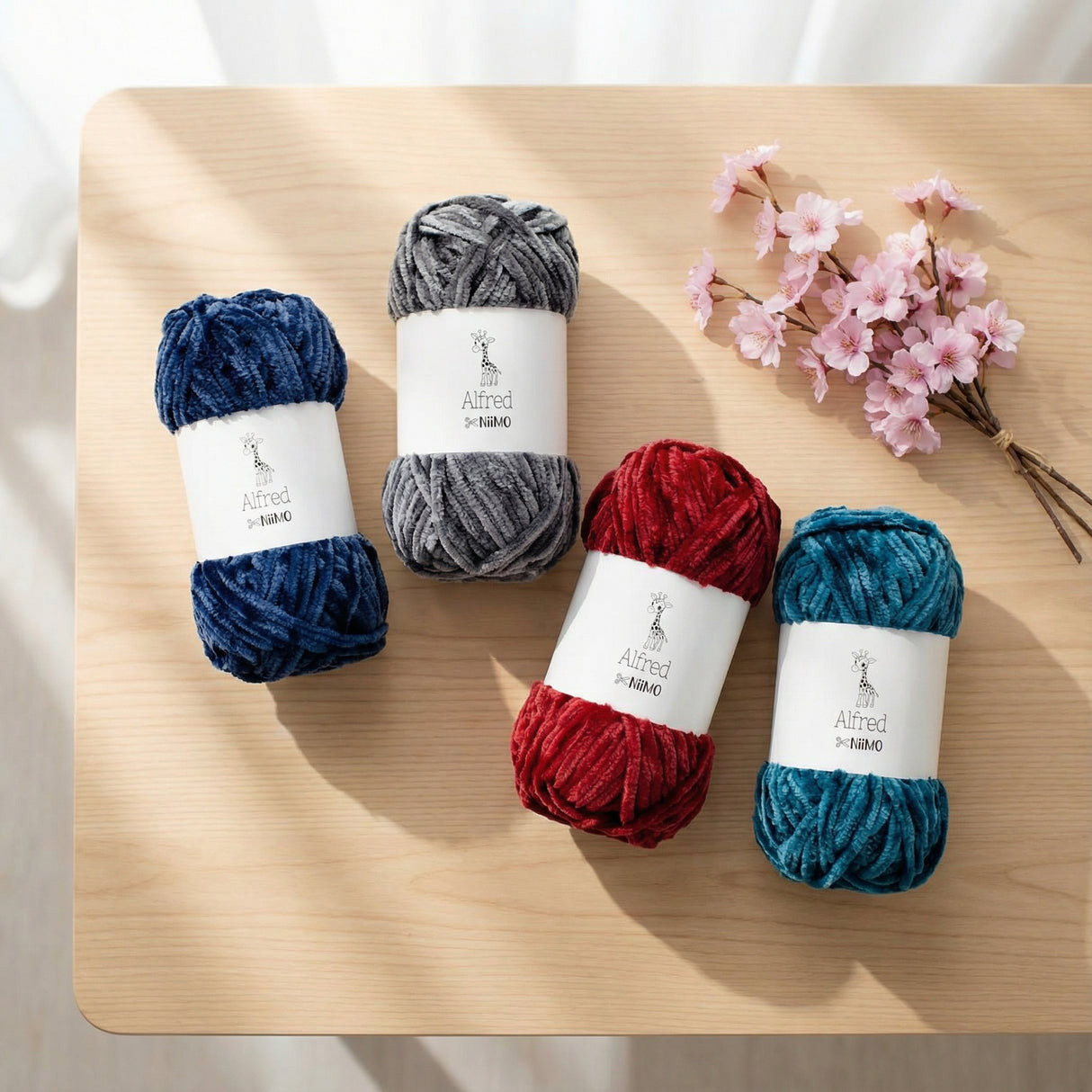 Glansigt Chenille Garn 100g - Niimo