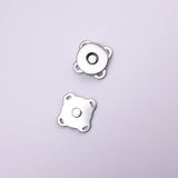 Niimon magneettiset napit